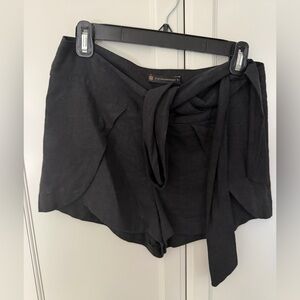 Vix Paula Hermanny black linen tie front shorts size S